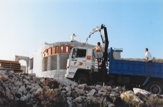 Neubau aus dem Jahr 1998